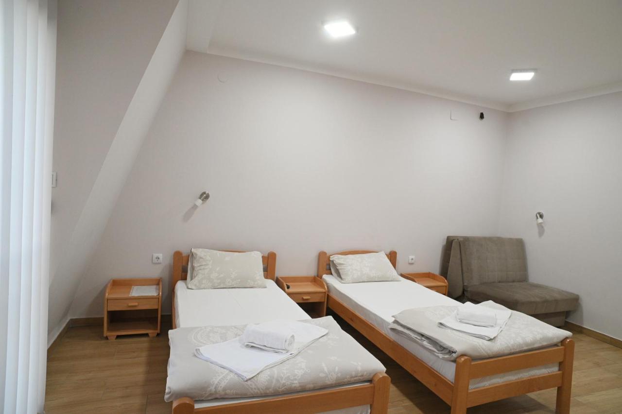 Prenociste I Restoran Ihthis Bajina Basta Zewnętrze zdjęcie
