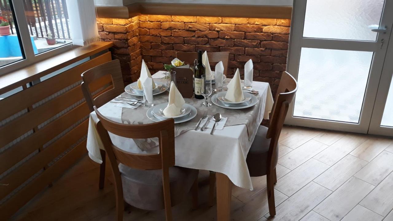 Prenociste I Restoran Ihthis Bajina Basta Zewnętrze zdjęcie